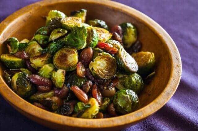 Read more about the article Balsamic Roasted Brussels Sprouts and Grapes Recipe