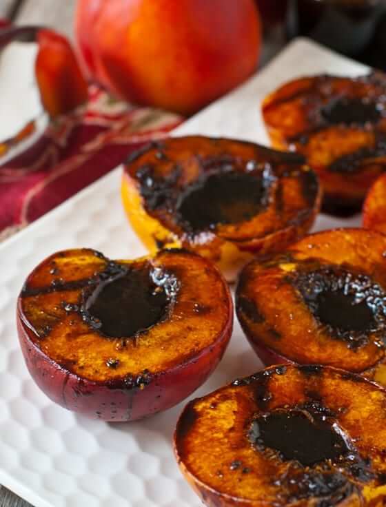 Read more about the article Grilled Balsamic Vinegar Glazed Peaches Recipe