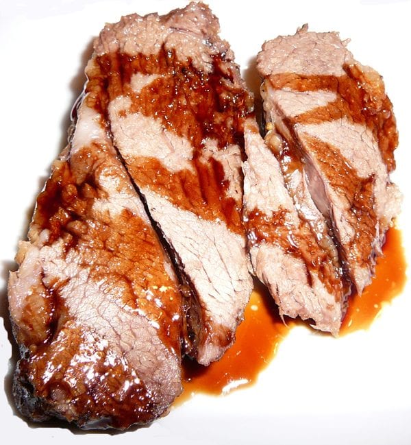 Read more about the article Roasted Leg of Lamb with Vino Cotto Glaze
